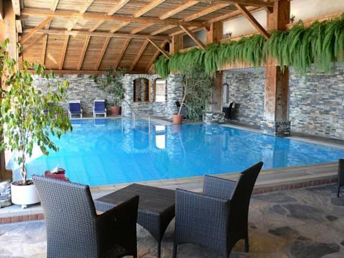 Apartment 24 Hotel Etrier Pool & Spa ครองส์มอนตานา ภายนอก รูปภาพ